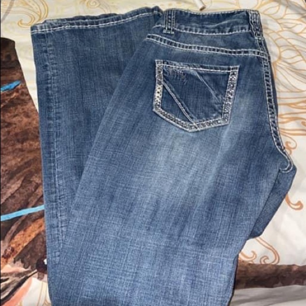 Boot cut pants